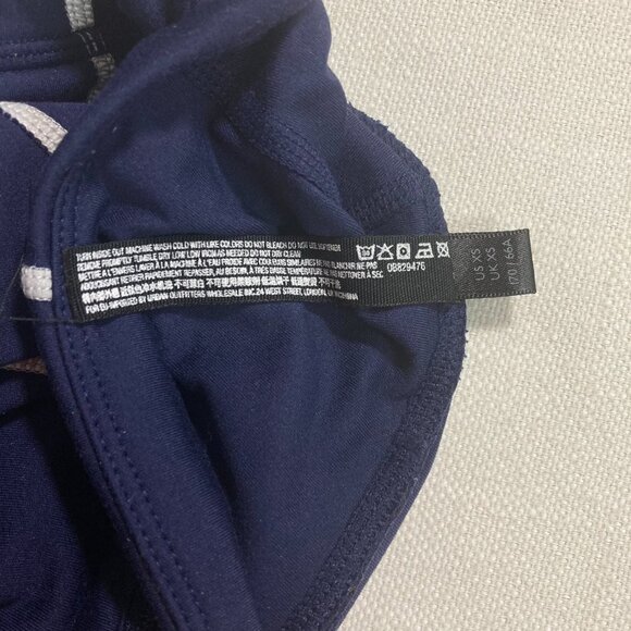 Free People Movement You’re A Peach Legging in Navy - Picture 12 of 15